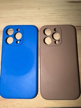 Amazon Blue and Brown Silicone Camera Phone Case Duo